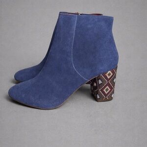 band of gypsies Wild Heart Navy Boots SZ 8.5